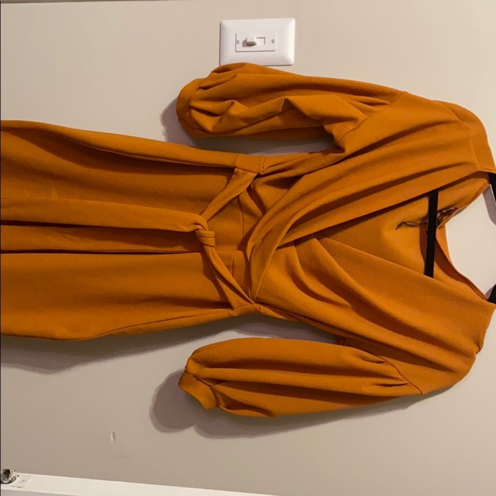 Dress - Picture 2 of 5